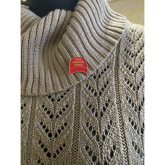 Keep America Great Hat Lapel Shirt Motorcycle Cap Blouse Jacket Pin W/back Trump - Picture 2 of 9